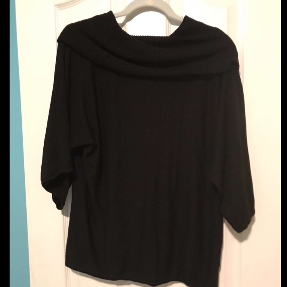 Sweater - Picture 2 of 4